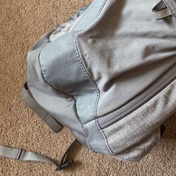 The North Face Gray Backpack - Picture 10 of 10